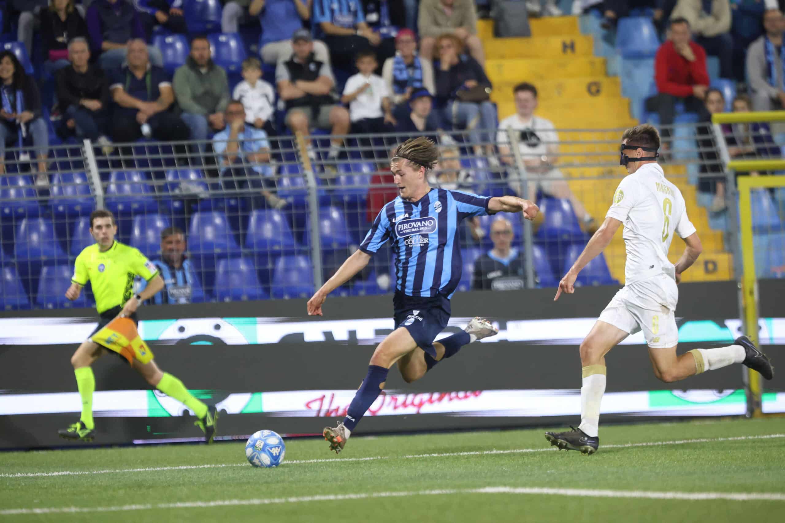 Henri Salomaa Lecco and Luca Magnino Modena during the Serie BKT match between Lecco and Modena at Stadio Mario Rigamonti-Mario Ceppi on May 10, 2024 in Lecco, Italy. Photo by Matteo Bonacina/LiveMedia PUBLICATIONxNOTxINxITA Copyright: xMatteoxBonacina/IPAxSportx/xipa-x/xx IPA_45957699 IPA_Agency_IPA45957699