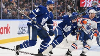 Jani Hakanpää kuvattuna edellisessä NHL-ottelussaan marraskuussa.