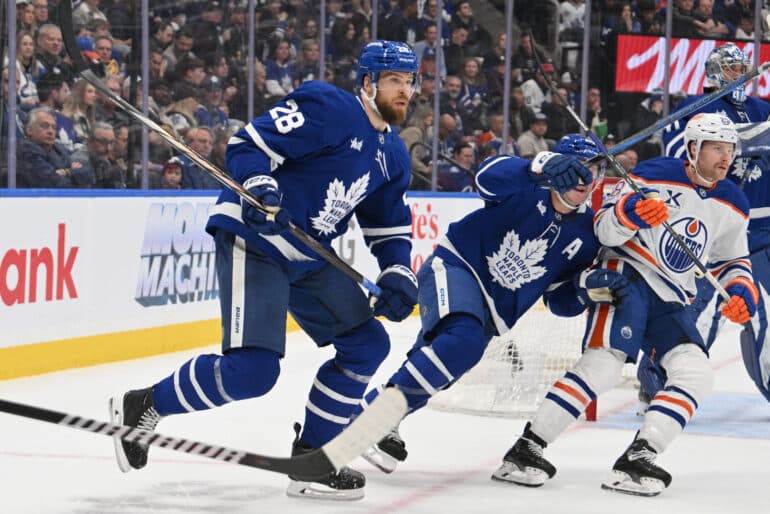 Jani Hakanpää kuvattuna edellisessä NHL-ottelussaan marraskuussa.