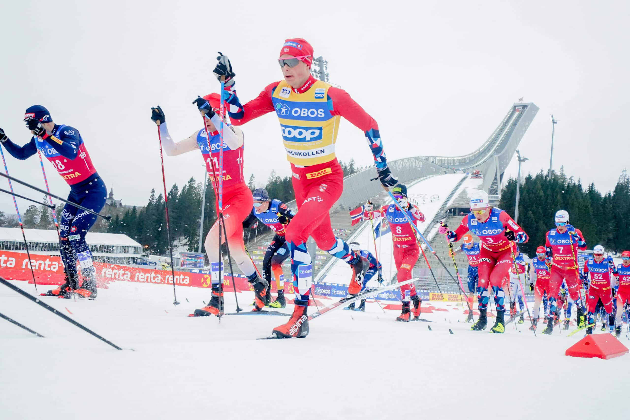 epa11210582 Harald Ostberg Amundsen of Norway comeptes during the Men's Mass Start 50.0 km Classic competition of the FIS Cross Country Skiing World Cup event in Oslo, Norway, 10 March 2024.  EPA-EFE/Terje Pedersen  NORWAY OUT