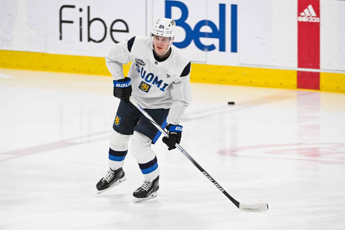 Kaapo Kakko viiletti Leijonien paidassa myös 4 Nations Face-Off -turnauksessa.