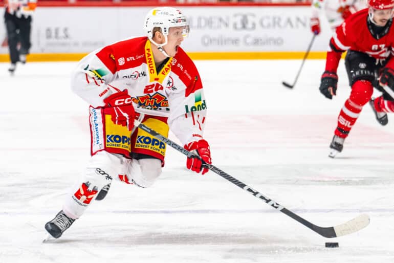 NL : Lausanne Hockey Club - EHC Bienne 05.12.2024, Lausanne, Vaudoise Arena, NL: Lausanne Hockey Club - EHC Bienne. Aleksi Heponiemi 20, EHC Bienne during the Swiss National League Ice hockey, Eishockey championship match between Lausanne Hockey Club and EHC Bienne the Thursday 05.12.2024 at the Vaudoise Arena in Lausanne, Switzerland. Lausanne Vaudoise Arena Vaud Switzerland Copyright: xMediafabxPhotographyxFabricexDexGasperisx MEDIAFAB-HOCKEY-LHC-EHCB-05.12.2024-HOC_0835