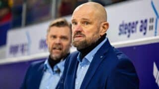 Petri Matikainen toimimassa Biel-Biennen päävalmentajana.