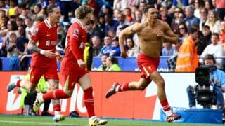 Trent Alexander-Arnold tuuletti villisti voittomaaliaan Leicesterin vieraana sunnuntaina. Kuva otettu 20. huhtikuuta 2025.