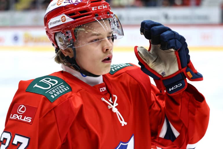 xxkeikkaxx
20241226 Helsinki
Liiga-ottelu HIFK - HPK. Kuvassa Matias Vanhanen 
Tomi Natri / All Over Press