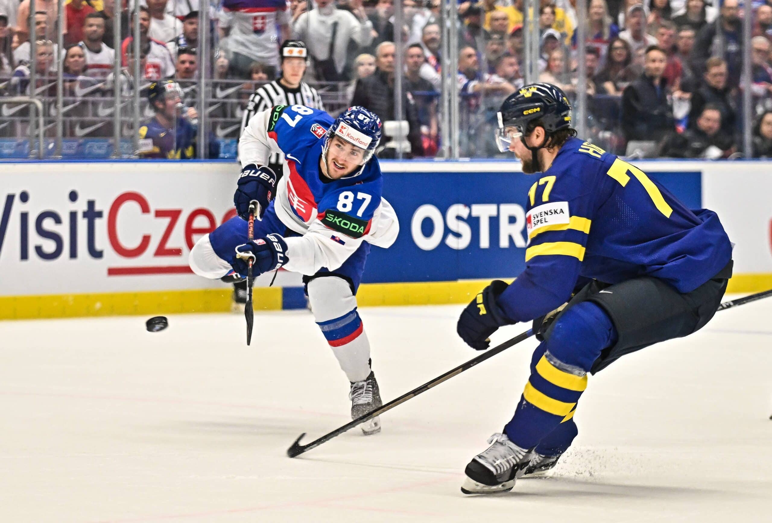 2024.05.21 Ostrawa Hokej na lodzie Mistrzostwa Swiata Czechy 2024 Szwecja - Slowacja N/z Pavol Regenda Foto Lukasz Sobala / PressFocus 2024.05.21 Ostrava Ice hockey, Eishockey IIHF Ice Hockey World Championship, WM, Weltmeisterschaft Czechia 2024 Sweden - Slovakia Pavol Regenda Credit: Lukasz Sobala / PressFocus/NEWSPIX.PL --- Newspix.pl PUBLICATIONxNOTxINxPOL 20240521PF_LSaA337