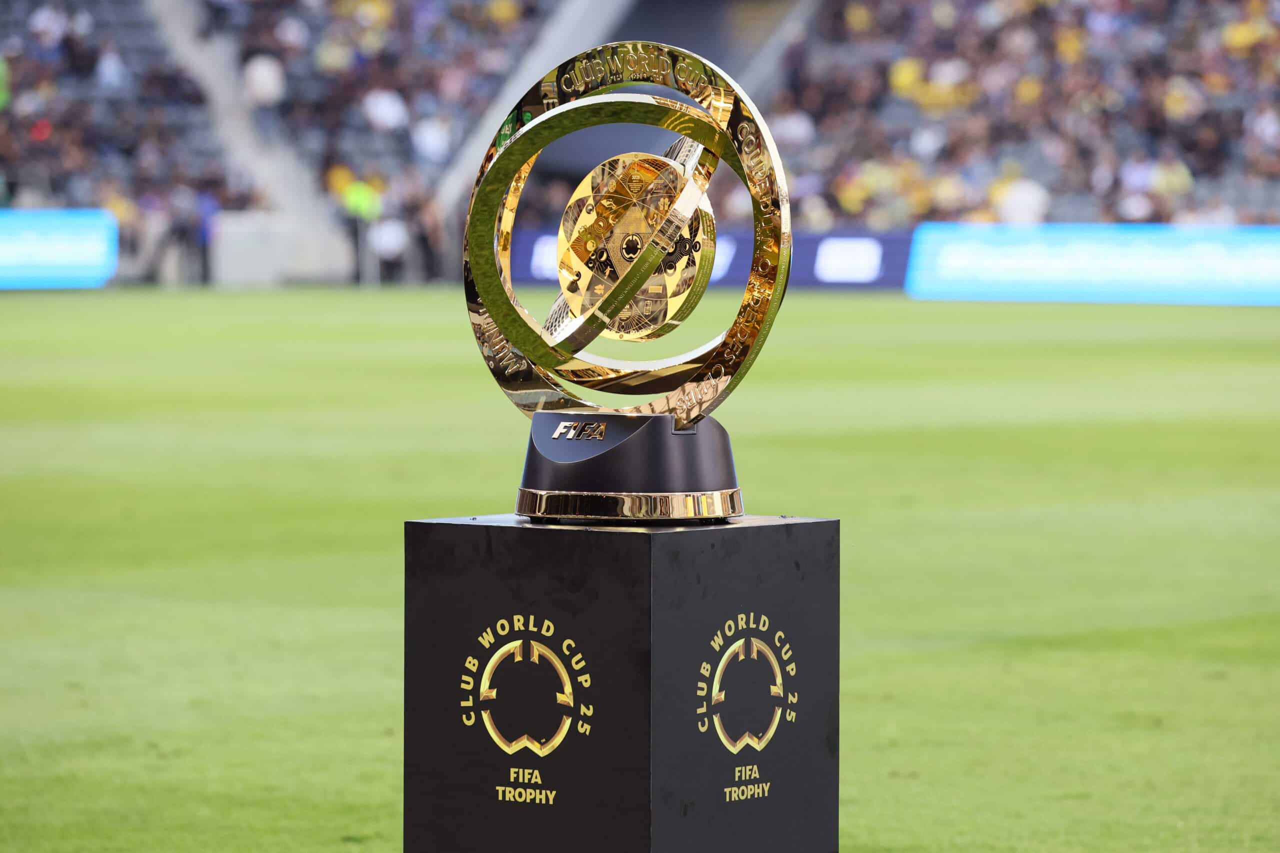 epa12148682 The FIFA Club World Cup trophy is on display before the start of the FIFA Club World Cup Play-In soccer match between Los Angeles FC and Club America at BMO Stadium in Los Angeles, California, USA, 31 May 2025.  EPA-EFE/ALLISON DINNER