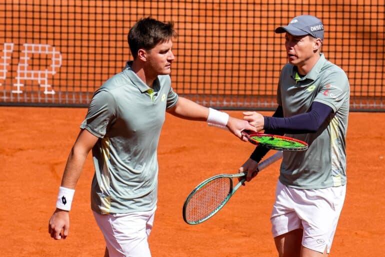 3BD9AYP HAMBURG, GERMANY - MAY 23: Henry Patten of Great Britain and Harri Heliovaara of Finland celebrate a point in their Men's Doubles Semi Final match against Andres Molteni of Argentina and Fernando Romboli of Brazil during Day Seven of the Bitpanda Hamburg Open at Am Rothenbaum on May 23, 2025 in Hamburg, Germany. (Photo by Rene Nijhuis)